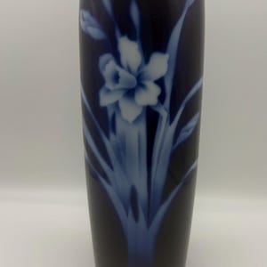 Vintage Fukagawa Seiji Cobalt Blue Porcelain Iris Vase Signed Arita Japan Fine Art Pottery