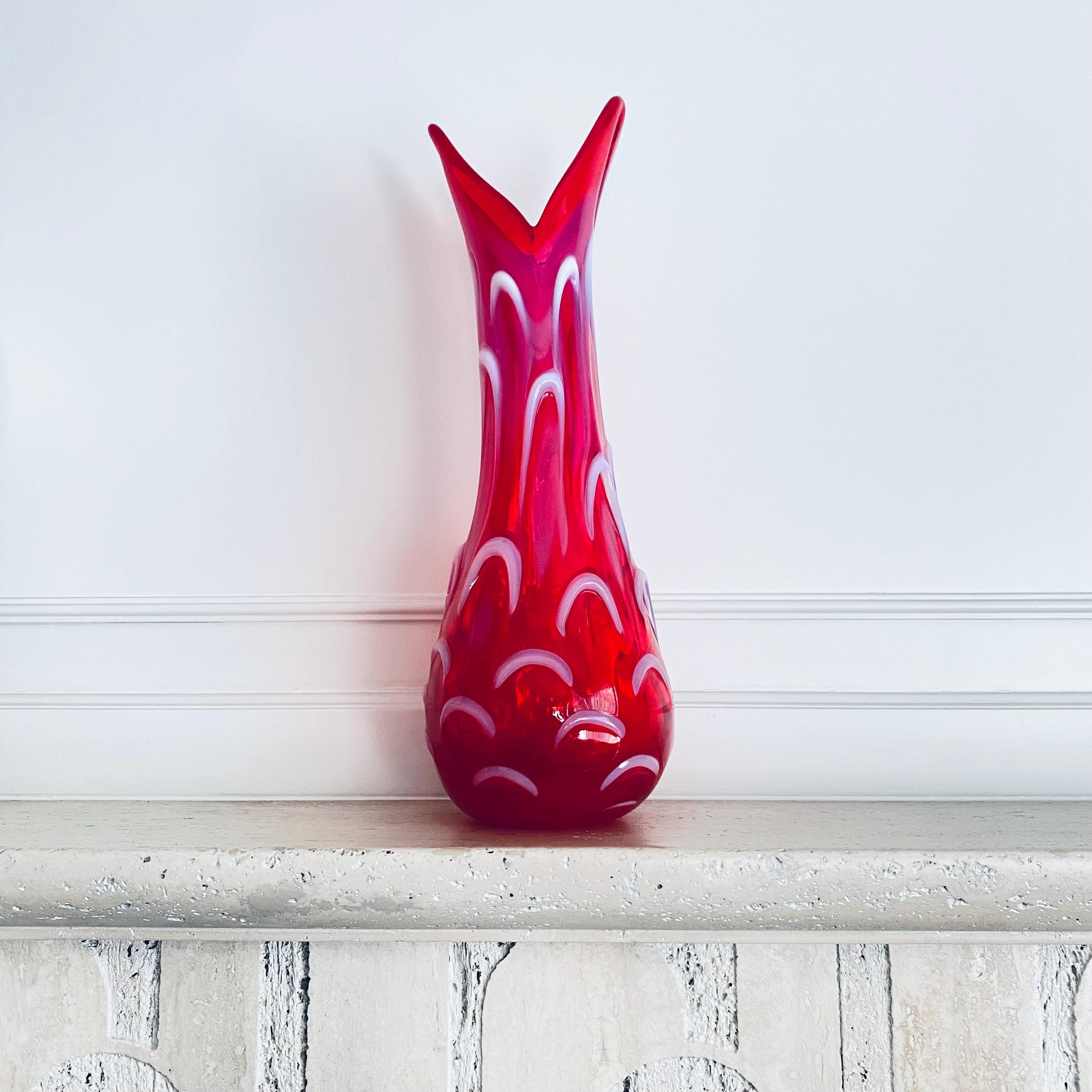 ヴィンテージ ムラーノ レッドガラス花瓶 – 手吹きイタリア製アート