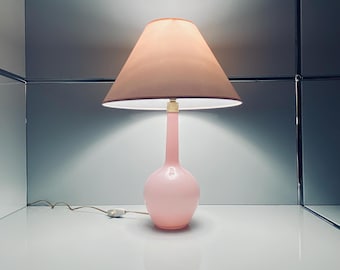 Lampa stołowa ze szkła w kolorze różowego złota do sypialni, salonu, w stylu retro i nowoczesnego stylu mid-century