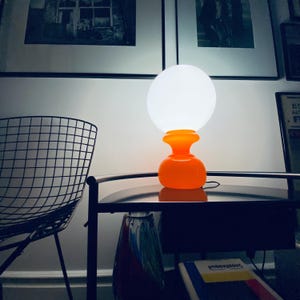 Vintage Orange Glass Table Lamp with Globe Shade – 1970s Mid-Century Modern Lighting