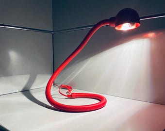 Vintage Vrieland Red Snake Schreibtischlampe 1980er Jahre Design Pop Art Tischleuchte Für Modernes Büro