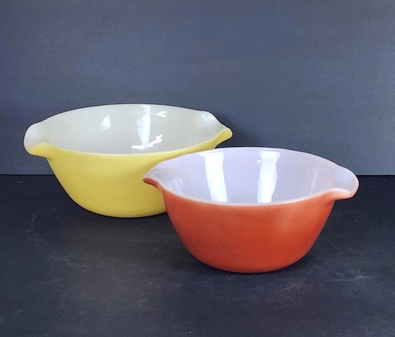 Vintage Anchor Hocking Fire King Yellow Mixing Bowl 11.5