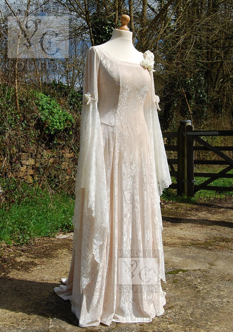 Plus Size Medieval Wedding Dresses Uk Pemerintah Kota Ambon