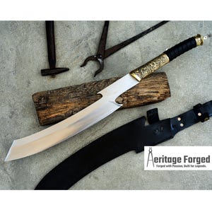 HELLBOY KHOPESH MACHETE/ 19 inches Long Blade hand forged Egyptian  khopesh sword /Leaf spring of truck /Sharpen/Tempered/Ready to use
