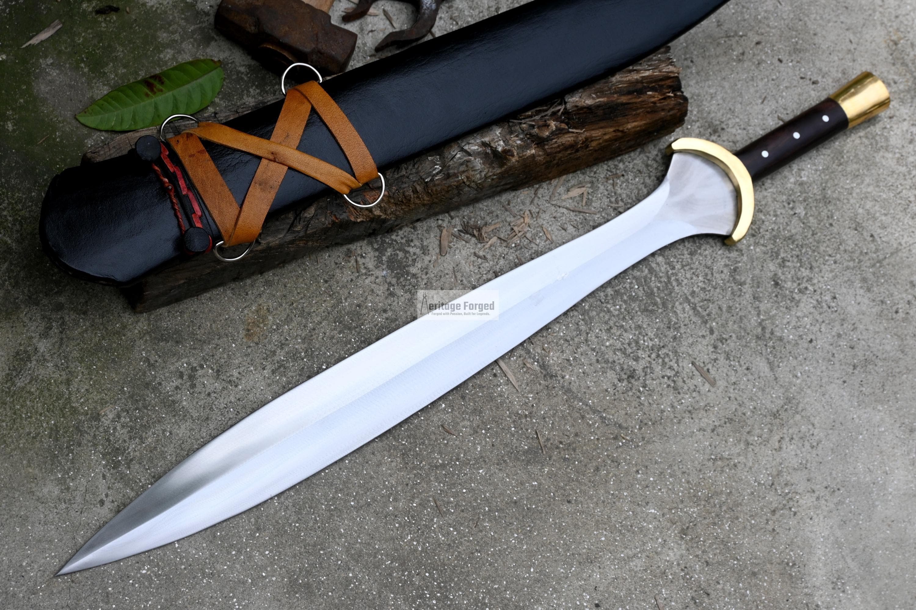 ギリシャのクシフォス／長さ22インチの手鍛造歴史的剣／リーフ