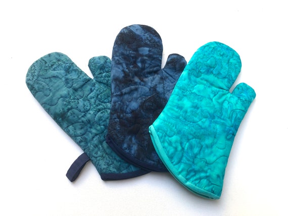 Quilted Oven Mitt with Blue Hand Dyed Batik Fabric