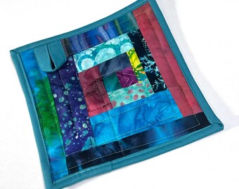 Agarraderas de tela acolchada con patchwork de tela batik de colores