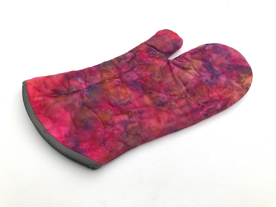 Quilted Batik Fabric Oven Mitt in Pink and Purple with Hanging Tab Option