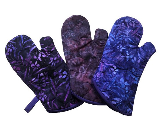 Quilted Oven Mitt with Purple Hand Dyed Batik Fabric, with Hanging Tab Option