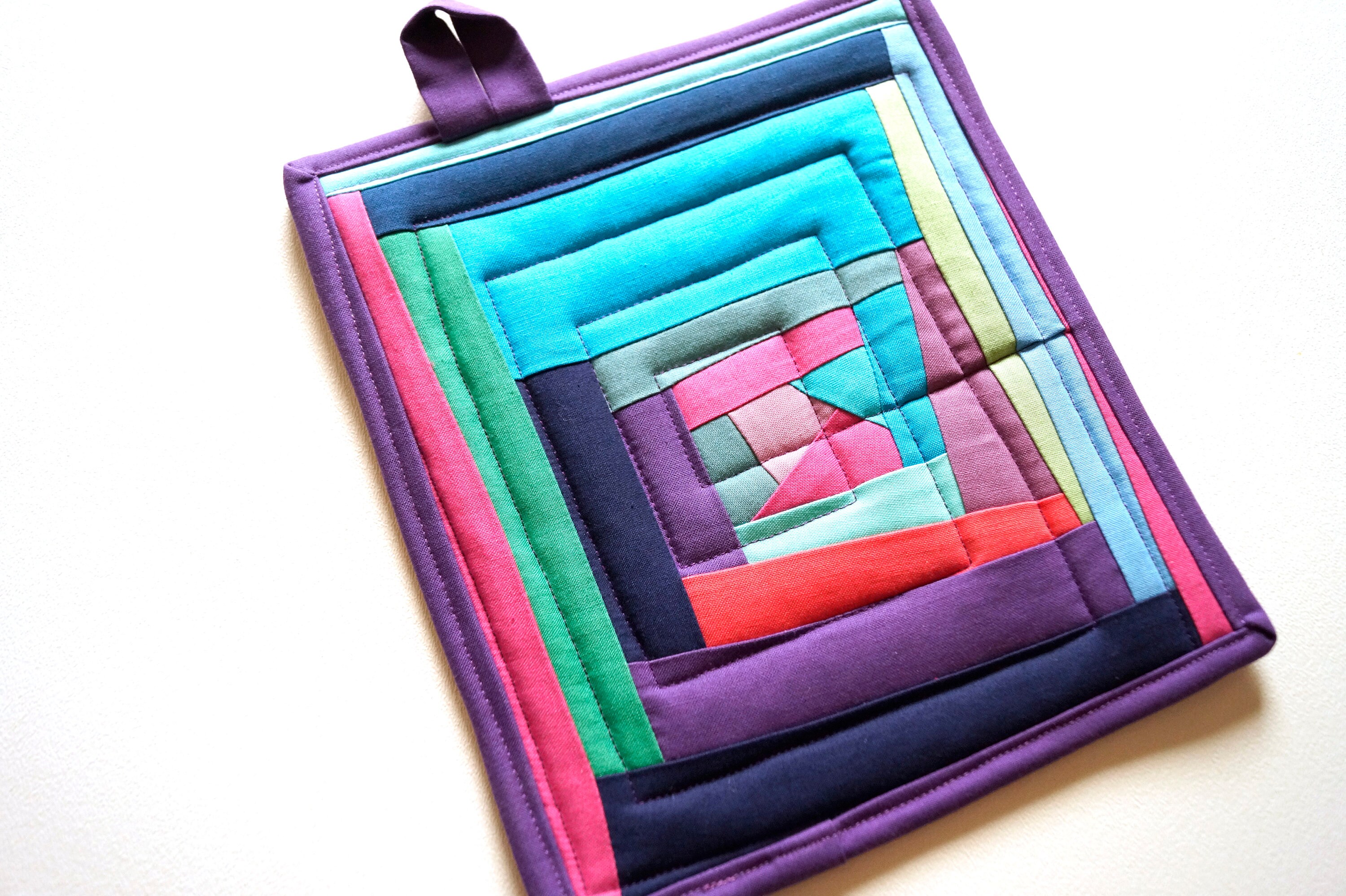 Download Quilted Fabric Pot Holder with Colorful Patchwork, Modern ...