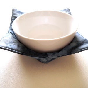 Microwave Bowl Cozy with Blue Batik Fabric in Large or Regular Size image 2