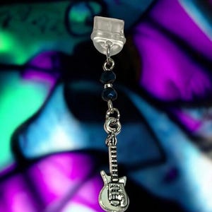 Guitar Kindle Charm | USB-C E-Reader Accessory for Music Lovers | Rock & Roll Bookish Gift | Dark Aesthetic Kindle Decoration