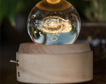Crystal Ball Music Box Beech Wood Base Swivel Base Suitable for Christmas, Valentine&#39;s Day, Birthday, Best Gift for Family and Friends