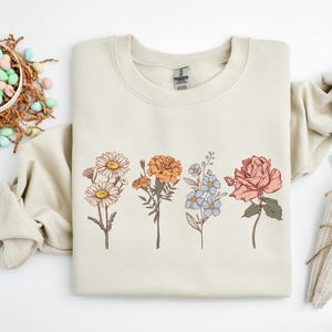 Personalized Birth Flower Sweatshirt: Custom Grandma Garden Shirt