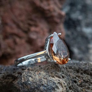 Diaspore Natural Color Changing Ring in 925 Sterling Silver, Handmade Diaspore Tear Gemstone Ring Mother Day Gift