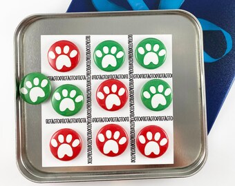 Paw Print Tic Tac Toe Portable Magnet Set - Christmas Version