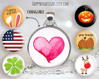 Holidays Changeable Magnetic Pendant Necklace with 7 Magnet Buttons - With  Organza Bag