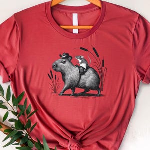 T-shirt de cow-boy Capybara | Couleurs confortables, t-shirt d'équitation Capybara drôle et souris | Cadeau pour amoureux des animaux | Chemise à imprimé animalier original