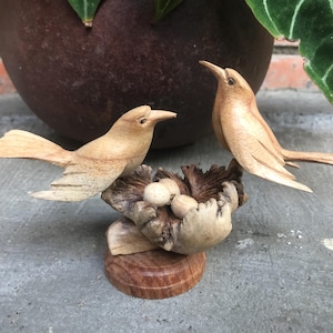 Wooden Sparrow Couple Figurine, Sparrows Lay Eggs Woodcarving, Home Decor, Sparrow Sculpture, Christmas Gifts, Christmas Ornaments, Art Gift