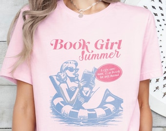 Book Girl Summer Shirt,Summer Shirt,Bookish Shirt,Summer Girl Tee,Book Lover Shirt,Bookworm Gift,Reading Shirt,Romance Book Tee,Beach Shirt