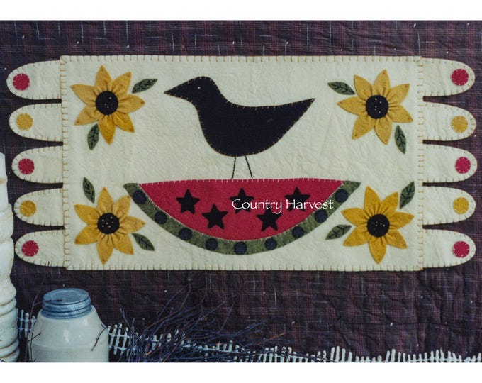 Wool Sunflower Table Runner by 118 Fabrics and More - Etsy