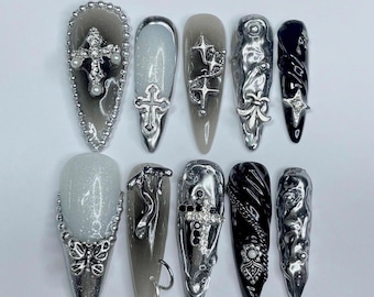Uñas postizas góticas plateadas hechas a mano / Uñas postizas de aguja largas de metal con cruz 3D / Arte de uñas alternativo y vanguardista / Uñas postizas grunge de lujo con pegamento
