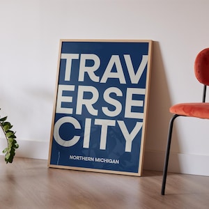 Impresión de Traverse City, arte mural costero de Traverse City, póster minimalista de TC, decoración de Traverse City, impresión artística en color, Traverse City moderna y limpia