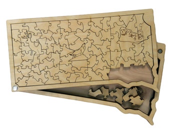State of South Dakota wooden jigsaw puzzle with box