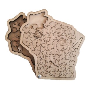 State of Wisconsin wooden jigsaw puzzle with box