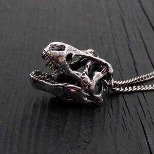 Silver t sale bone necklace
