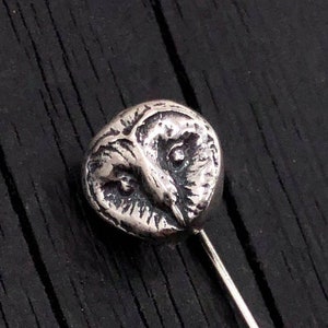 Alfiler de corbata Ascot de plata esterlina con forma de búho común