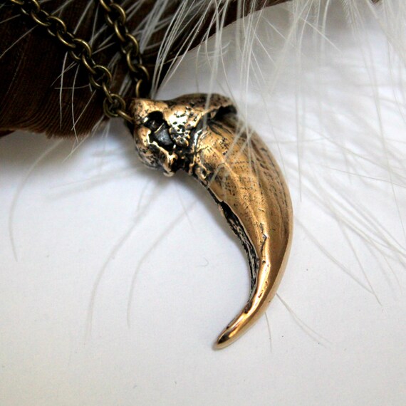 wolf claw necklace