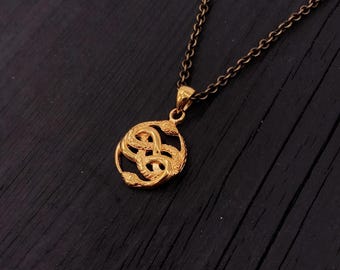 Naszyjnik Auryn: Miniaturowy pozłacany wąż w kształcie węża – symbol mityczny