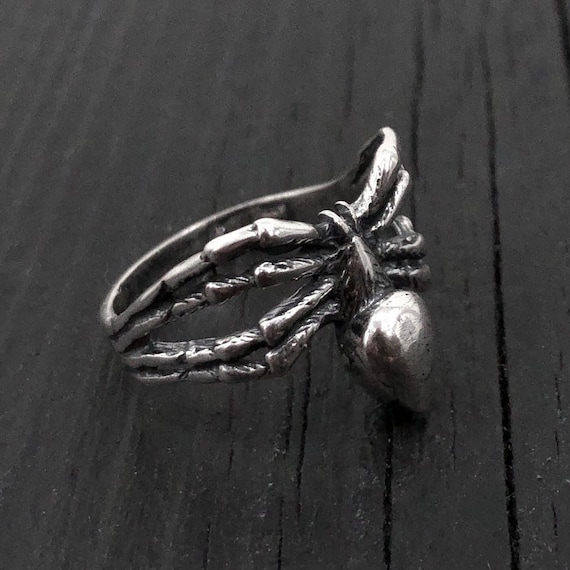 Phenomenal San Felipe Sterling Silver Skull Ring Phenomenal San Felipe Sterling Silver Skull Ring