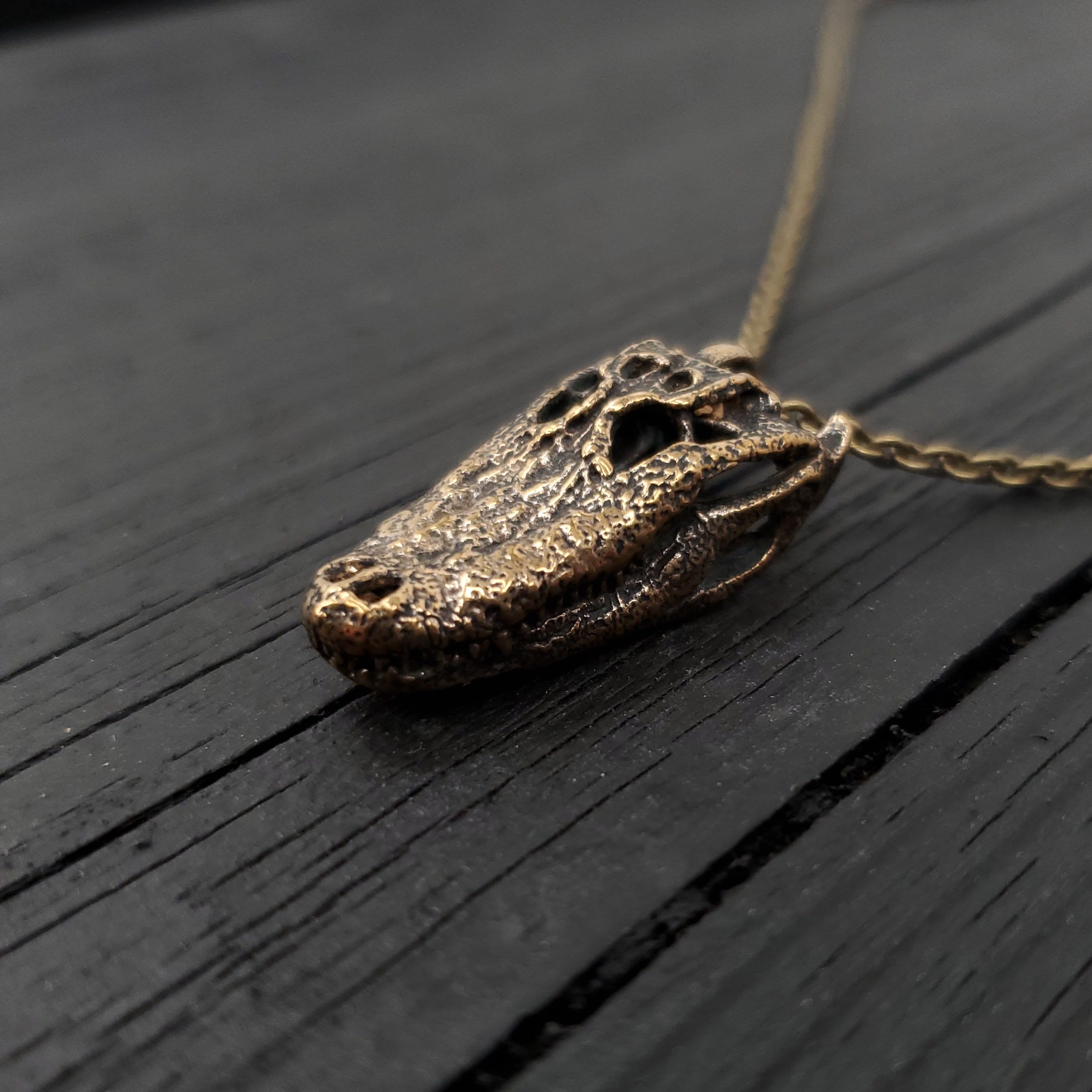 Alligator Necklace -  Canada