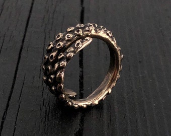 Octopus Tentacle Ring in Solid Bronze Octopus Tentacle Ring
