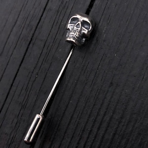 Oxidized Sterling Silver Skull Ascot Pin: Debonaire Lapel Stickpin