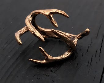 Anillo envolvente de asta de ciervo de bronce, joyería inspirada en la naturaleza del bosque, anillo llamativo unisex