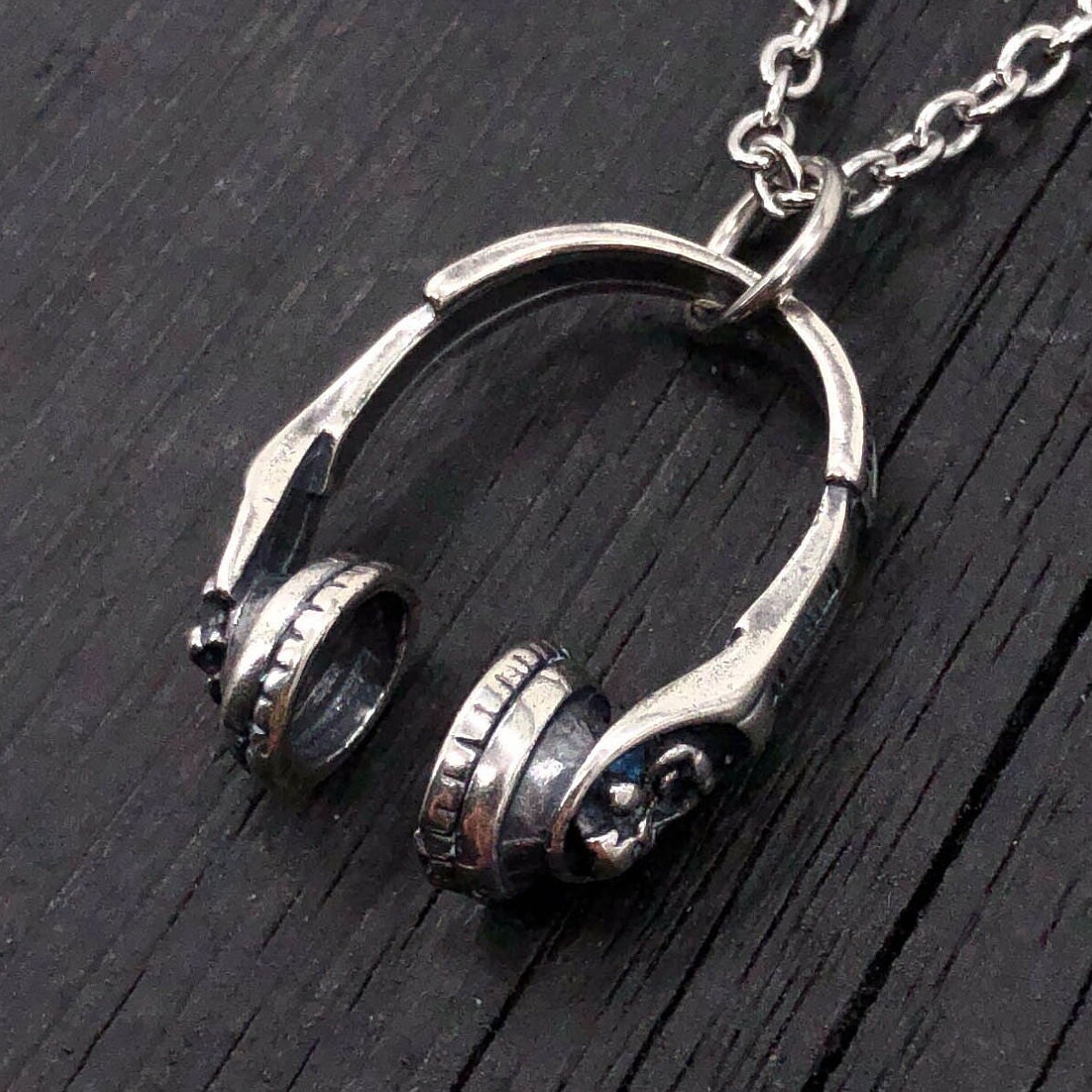 LASULEN Headset Couple Necklace, Magnetic Music Headphone Pendant Necklace,  Unique Love Headset Necklaces, Fashion New Headset Couple Necklace, Magnet