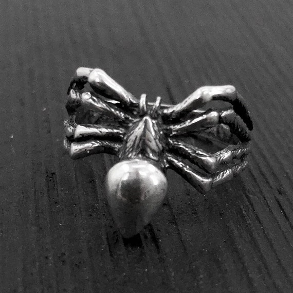 Phenomenal San Felipe Sterling Silver Skull Ring Phenomenal San Felipe Sterling Silver Skull Ring