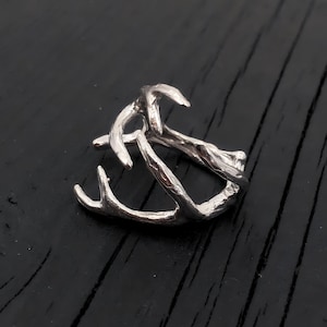 Sterling Silver Antler Ring, Nature Inspired Branch Band, Woodland Goblincore Jewelry image 2