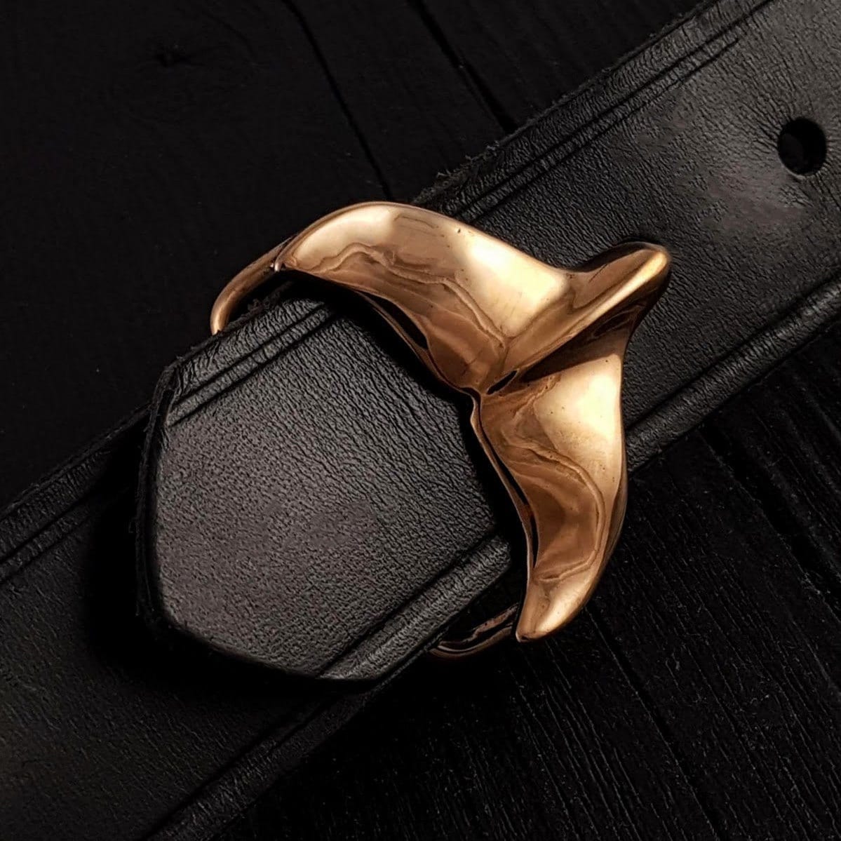 Whale Tail Belt Buckle Humpback Whale Fluke in Solid Hand - Etsy