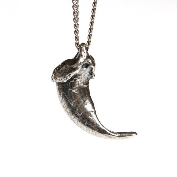 wolf claw necklace
