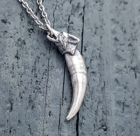 Red eye wolf tooth Necklace fidelity wolf dog tooth original animal Tooth  Pendant exorcism pendant Tibetan mastiff tooth gift