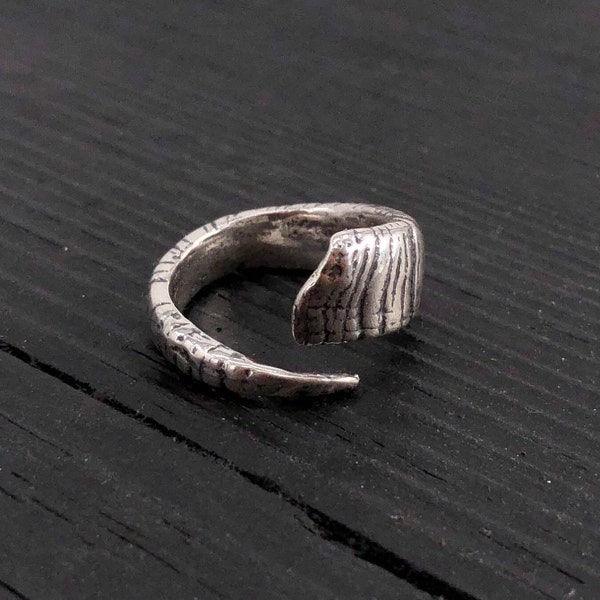 Ram Horn Wrap Ring in Solid 925 Sterling Silver - Sizes 4.5 to 9 - Unisex Nature Jewelry Gift