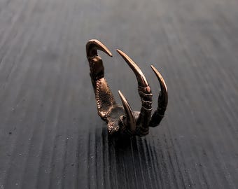 Solid Bronze Raven Claw Ring, Gothic Talon Band, Unisex Crow Foot Jewelry