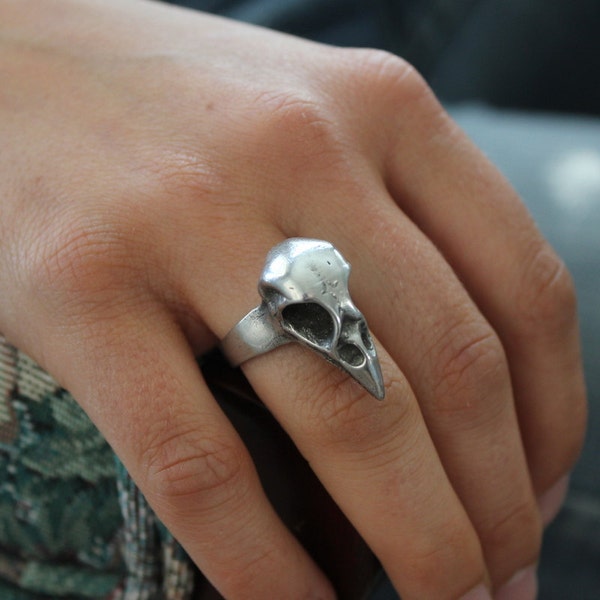 Bird Skull Ring -  Solid Sterling Silver Baby Crow Skull Ring Size Six