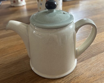 Denby Energy Stoneware Teapot Green Lid and Dark Knob – Handcrafted in England