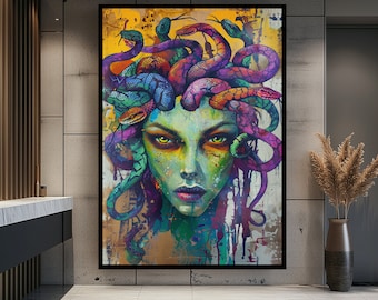 Puede incluir: Una pintura colorida de una mujer con serpientes como cabello. La cara de la mujer es verde y tiene ojos azules brillantes. Las serpientes son de varios colores, incluyendo verde, azul, morado y naranja. El fondo es de color amarillo y dorado.