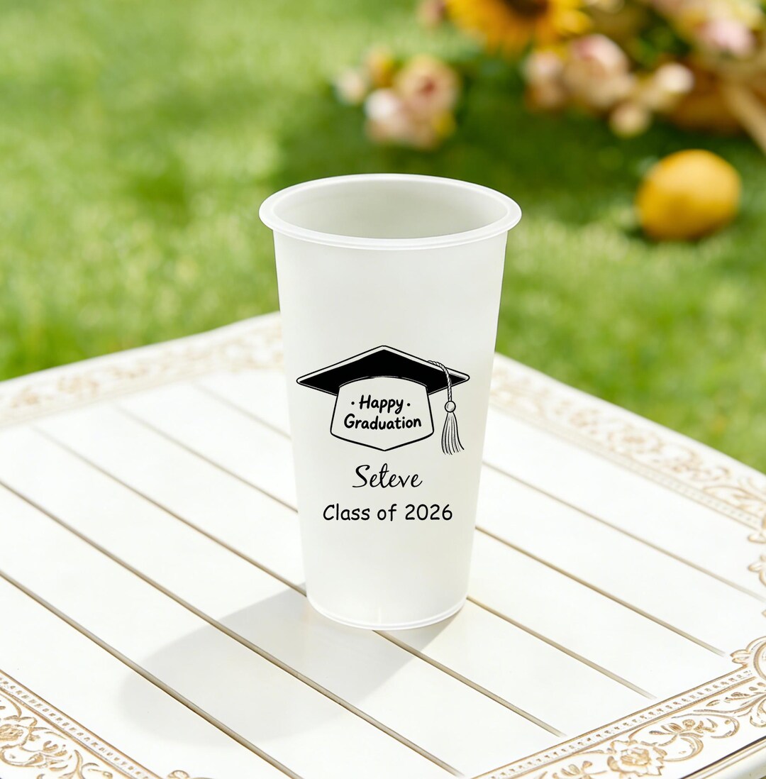 Personalized Graduation Cups – Celebrate Your Grad With Custom Name ...